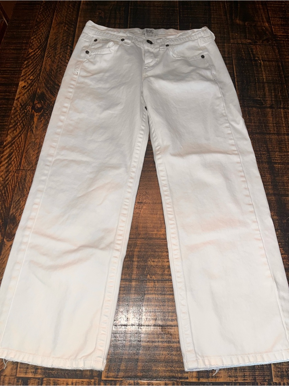 BDG Kayla Jeans White lowrise boyfriend fit size 30